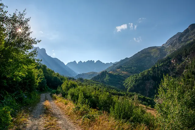 Altıparmak Dağları’nın güneyden, Artvin tarafından görünüşü