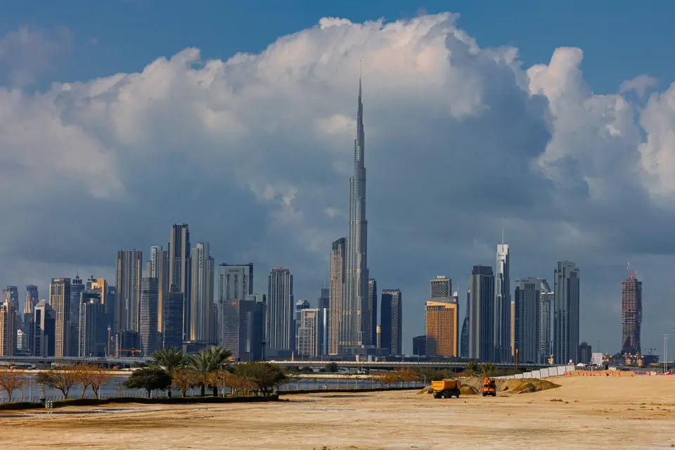 Dubai silueti ve Burj Khalifa