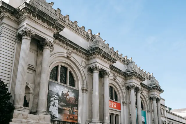 The Metropolitan Museum of Art'ın cephesi