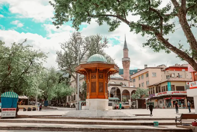 Başçarşı'da Sebil çeşmesi